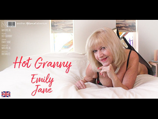 [mature.nl] emily jane (eu) (63) - hot british granny emily jane plays with herself in bed big tits big ass natural tits milf